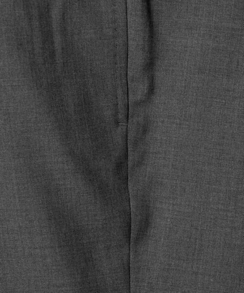 UNITED ARROWS（ユナイテッドアローズ）の「トロピカル クリース テーパード 1プリーツ スラックス（スラックス・メンズ・グレー系/モカ・44/50/46/48）」の10枚目の写真