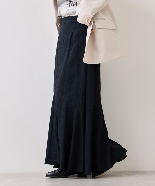 VIS(ビス)の「サテンツイルマーメイドスカート(スカート・レディース・キナリ/ネイビー・FREE)」の11枚目の写真