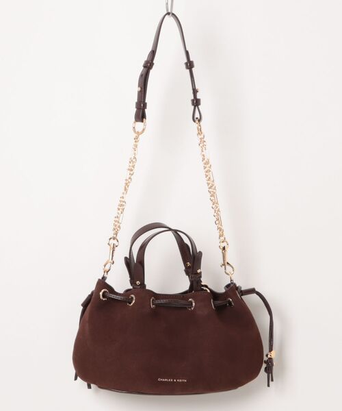 CHARLES & KEITH(チャールズ & キース)の「Moxieミニモキシードローストリングバケットバッグ(ショルダーバッグ・レディース・ダークブラウン・S)」の11枚目の写真