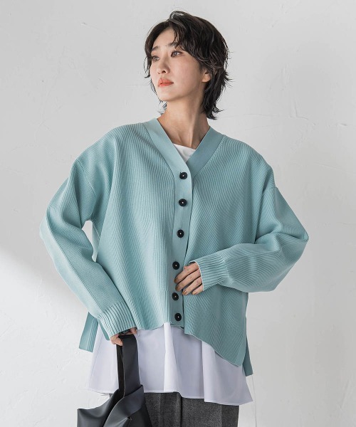 la.f…（ラエフ）の「【WEB限定カラーあり】スポンディッシュニットカーディガン（ニット/セーター・レディース・ピンク/グリーン/ベージュ/チャコールグレー/パープル・9号）」の4枚目の写真