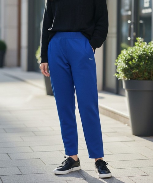 FILA(フィラ)の「FILA UVシアーサッカーテーパードパンツ(その他パンツ・レディース・ロイヤルブルー/グレイッシュベージュ/ブラック/ライトカーキ/チェック・3L/LL/LARGE/MEDIUM/SMALL)」の4枚目の写真