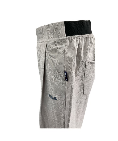 FILA(フィラ)の「FILA UVシアーサッカーテーパードパンツ(その他パンツ・レディース・ロイヤルブルー/グレイッシュベージュ/ブラック/ライトカーキ/チェック・3L/LL/LARGE/MEDIUM/SMALL)」の13枚目の写真