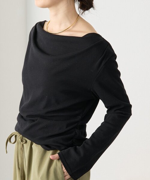 RIVE DROITE（リヴドロワ）の「予約【ワンショルやオフショルにも】ネックコンシャスカットソー（Tシャツ/カットソー・レディース・オフホワイト/ブラック・FREE）」の2枚目の写真