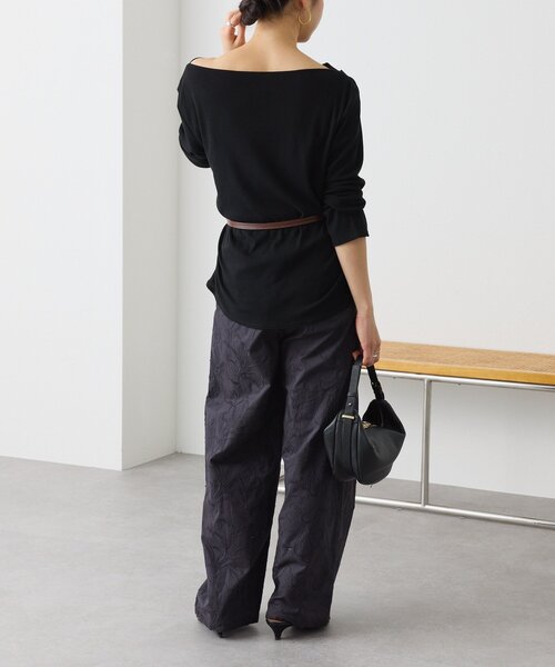 RIVE DROITE（リヴドロワ）の「予約【ワンショルやオフショルにも】ネックコンシャスカットソー（Tシャツ/カットソー・レディース・オフホワイト/ブラック・FREE）」の5枚目の写真