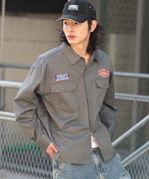 WEGO(ウィゴー)の「WEGO/【26年春夏新作】ワッペンワークシャツ(LS)(シャツ/ブラウス・メンズ・ブラック/グレー・LARGE/MEDIUM)」の2枚目の写真