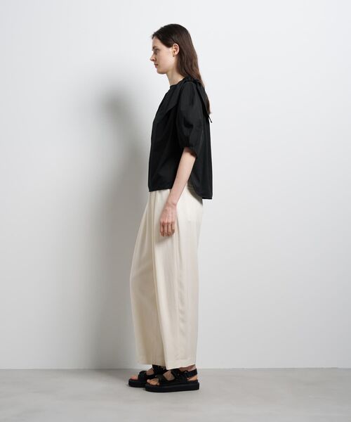 LANVIN en Bleu(ランバンオンブルー)の「ショルダーリボンカットソー(Tシャツ/カットソー・レディース・オフホワイト/ブラック・38)」の11枚目の写真
