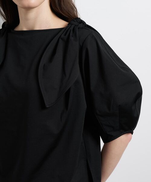 LANVIN en Bleu(ランバンオンブルー)の「ショルダーリボンカットソー(Tシャツ/カットソー・レディース・オフホワイト/ブラック・38)」の17枚目の写真