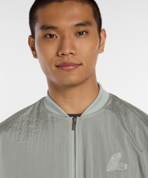 NEW BALANCE(ニューバランス)の「New Balance 大谷翔平 Signature Crinkle Nylon Jacket(ニューバランス 大谷翔平シグネチャークリンクルナイロンジャケット)(ナイロンジャケット・メンズ・グレー系/ブラック系・MEDIUM/LARGE/X-LARGE)」の12枚目の写真