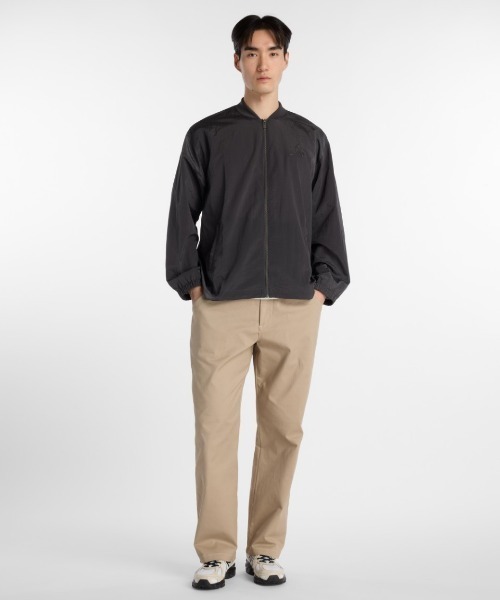 NEW BALANCE(ニューバランス)の「New Balance 大谷翔平 Signature Crinkle Nylon Jacket(ニューバランス 大谷翔平シグネチャークリンクルナイロンジャケット)(ナイロンジャケット・メンズ・グレー系/ブラック系・MEDIUM/LARGE/X-LARGE)」の9枚目の写真