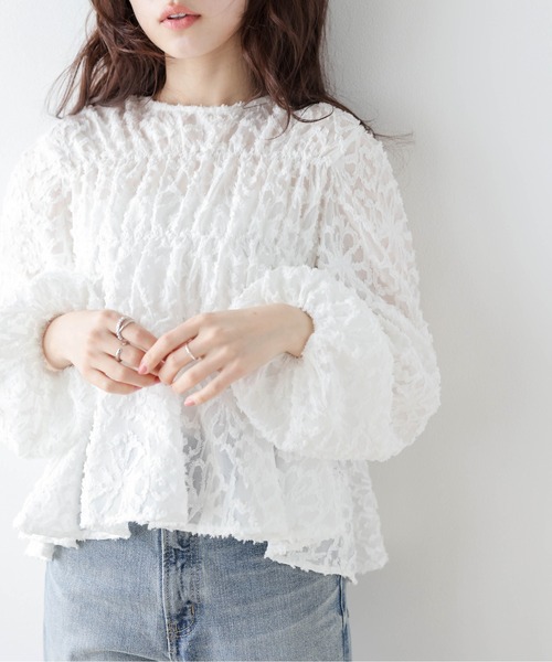 SUGAR BISKET(シュガービスケット)の「花柄ジャガードトトップス(Tシャツ/カットソー・レディース・ブラック/ホワイト・フリー)」の9枚目の写真