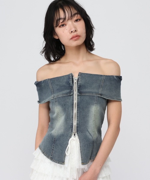 3.3 Field Trip （3.3フィールドトリップ）の「3.3 Field Trip／デニムオフショル半袖ブラウス（シャツ/ブラウス・レディース・ブラック/ブルー・FREE）」の11枚目の写真