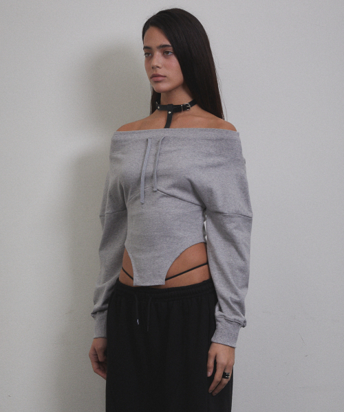 VOONT(ブント)の「Corset Off Shoulder Sweatshirt (GRAY)(スウェット・レディース・アッシュグレー・SMALL/MEDIUM)」の3枚目の写真