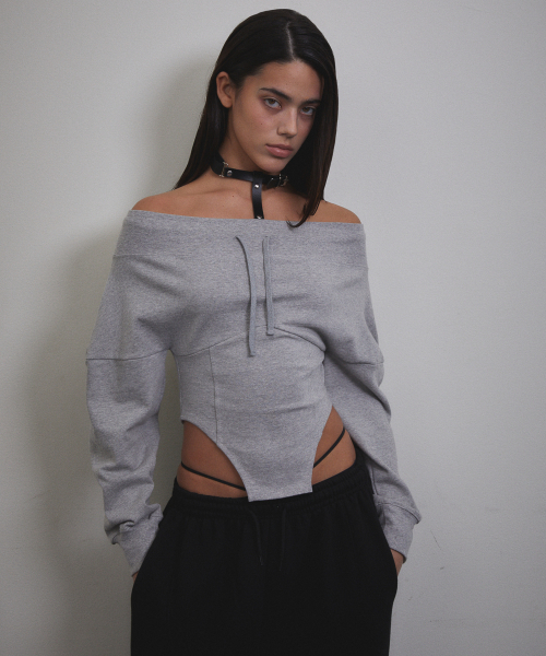 VOONT(ブント)の「Corset Off Shoulder Sweatshirt (GRAY)(スウェット・レディース・アッシュグレー・SMALL/MEDIUM)」の11枚目の写真