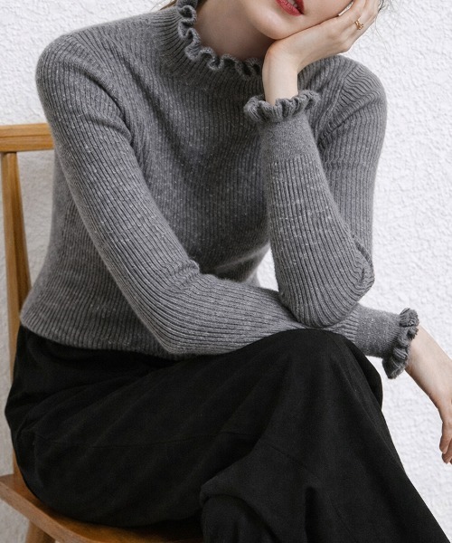 SallyLunn(サリーラン)の「メローフリルハイネックリブニット(ニット/セーター・レディース・ホワイト/グレー/ブラック・MEDIUM/LARGE)」の7枚目の写真