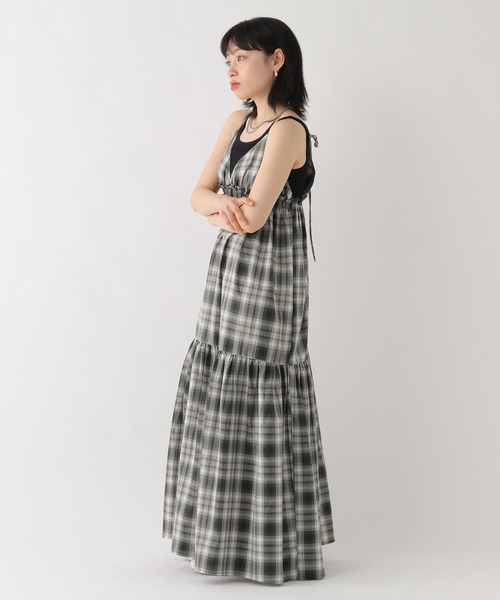 BAYFLOW（ベイフロー）の「[WEB限定]ティアードチェックキャミワンピース（ワンピース・レディース・ネイビー/グレー・FREE）」の2枚目の写真