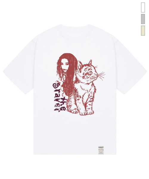 GRAVER（グレーバー）の「[ユニセックス]キャットガール半袖Tシャツ_3カラー（Tシャツ/カットソー・レディース・ホワイト/チャコールグレー/ベージュ・SMALL/MEDIUM/LARGE/X-LARGE）」の4枚目の写真