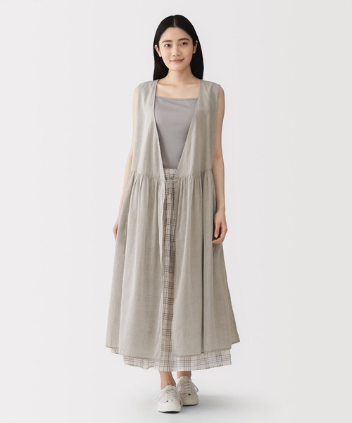 無印良品(ムジルシリョウヒン)の「婦人 強撚 シアーカシュクールワンピース(ワンピース・レディース・ブラック/ダークグリーン/ベージュ・S/M/L/XL)」の2枚目の写真