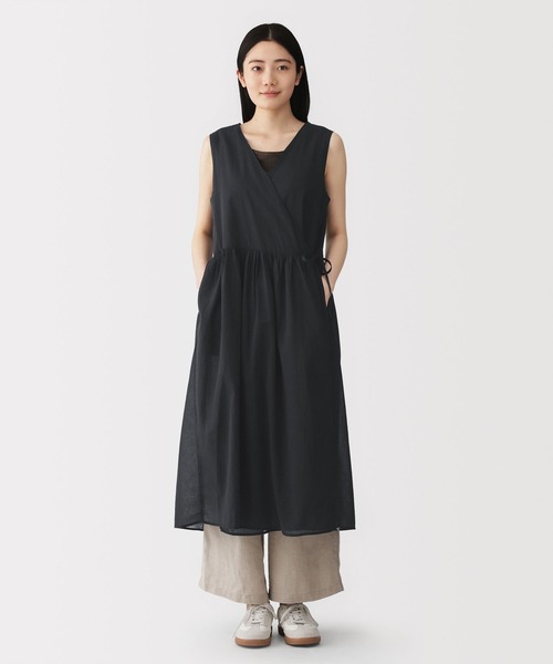 無印良品(ムジルシリョウヒン)の「婦人 強撚 シアーカシュクールワンピース(ワンピース・レディース・ブラック/ダークグリーン/ベージュ・S/M/L/XL)」の14枚目の写真
