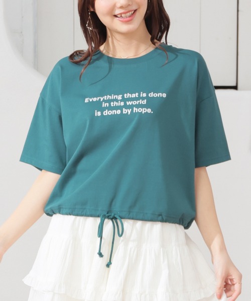 Honeys(ハニーズ)の「【ハニさら・接触冷感・UVカット】裾ドロストTシャツ(Tシャツ/カットソー・レディース・オートミール/グリーン/レッド/ブラック・L/M/S/SS)」の15枚目の写真