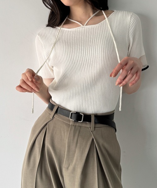 junoah(ジュノア)の「袖口シアーホルターネックリブニット(ニット/セーター・レディース・ホワイト/ブラック/アイボリー・MEDIUM/LARGE)」の7枚目の写真