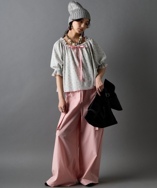 GEVS.(ジェイヴィス)の「ワッフル花柄プリントパフスリーブカットソー<大きいサイズ有>GEVS.(Tシャツ/カットソー・レディース・ライトグレー系/ネイビー系・3L/LL/L/M/5L/4L)」の16枚目の写真