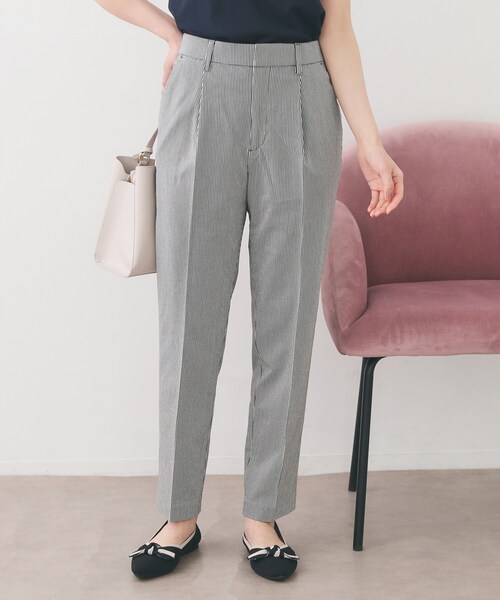 index（インデックス）の「Everyday！テーパードパンツ【洗濯機OK/吸水速乾/接触冷感/透け防止】《XS～LL/6col》（その他パンツ・レディース・オフホワイト/ネイビー系2/ネイビー/グレー系1/ライトグリーン/ブラック系1・38/36/34/03/02/44/42/40）」の2枚目の写真