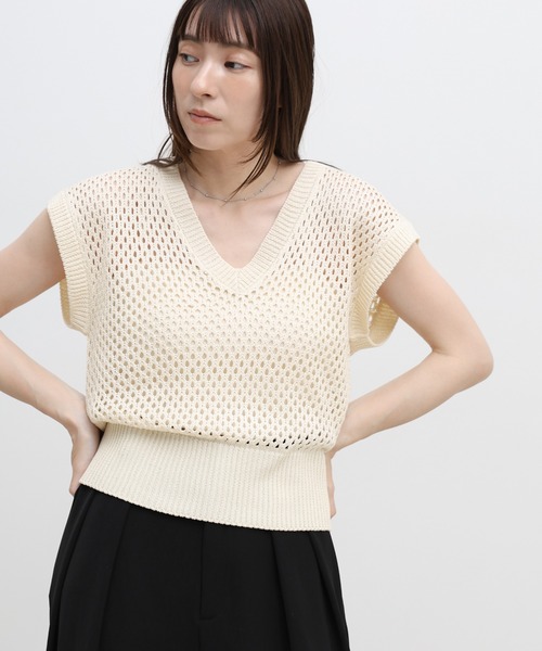 select MOCA(セレクトモカ)の「フレンチスリーブリネンタッチメッシュベスト(ベスト・レディース・アイボリー/モカ/ブラック・FREE)」の9枚目の写真
