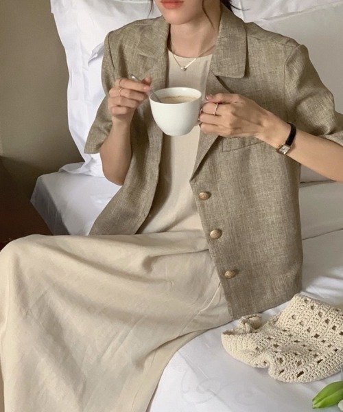 SallyLunn(サリーラン)の「バックアクセント ノースリーブワンピース(ワンピース・レディース・ライトベージュ/ブラック・MEDIUM/LARGE)」の11枚目の写真