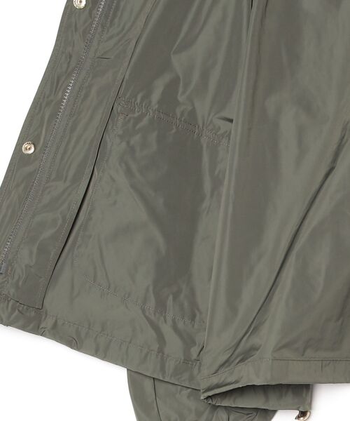 Barbour（バブアー）の「Mae シャワープルーフ ノンワックス ジャケット（レディース）（その他アウター・レディース・ブラック/ライトベージュ/オリーブ・8/10）」の20枚目の写真