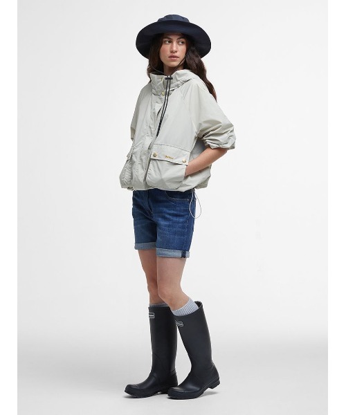 Barbour（バブアー）の「Mae シャワープルーフ ノンワックス ジャケット（レディース）（その他アウター・レディース・ブラック/ライトベージュ/オリーブ・8/10）」の4枚目の写真