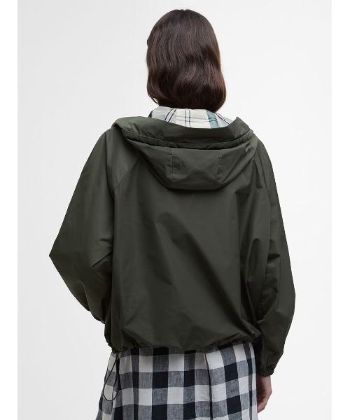 Barbour（バブアー）の「Mae シャワープルーフ ノンワックス ジャケット（レディース）（その他アウター・レディース・ブラック/ライトベージュ/オリーブ・8/10）」の11枚目の写真