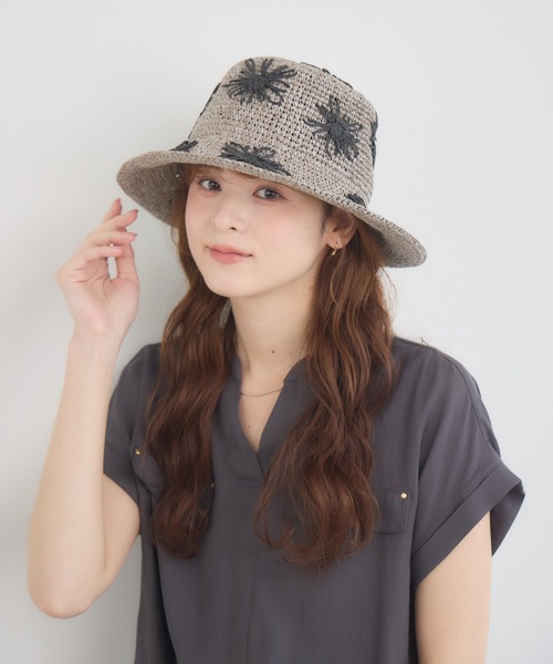 KATHARINE ROSS(キャサリンロス)の「【KATHARINE ROSS】【JUNK PRODUCTIONS】フラワー刺しゅうハット(ハット・レディース・グレー/キャメル・MEDIUM)」の3枚目の写真