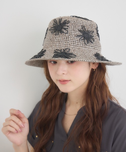 KATHARINE ROSS(キャサリンロス)の「【KATHARINE ROSS】【JUNK PRODUCTIONS】フラワー刺しゅうハット(ハット・レディース・グレー/キャメル・MEDIUM)」の5枚目の写真