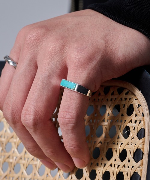 MAISON CLUB（メゾンクラブ）の「【MAISON CLUB】Square Bar Ring Silver925 KUN（リング・メンズ・ターコイズブルー/ブラック/ネイビー/ホワイト/ブラウン/グリーン・FREE）」の6枚目の写真