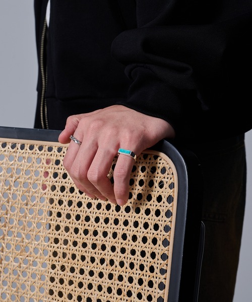 MAISON CLUB（メゾンクラブ）の「【MAISON CLUB】Square Bar Ring Silver925 KUN（リング・メンズ・ターコイズブルー/ブラック/ネイビー/ホワイト/ブラウン/グリーン・FREE）」の10枚目の写真
