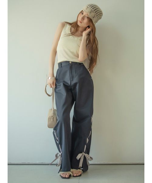 LILY BROWN(リリーブラウン)の「レースアップリボンカーゴパンツ(その他パンツ・レディース・カーキ/ベージュ/ネイビー・0/1)」の6枚目の写真