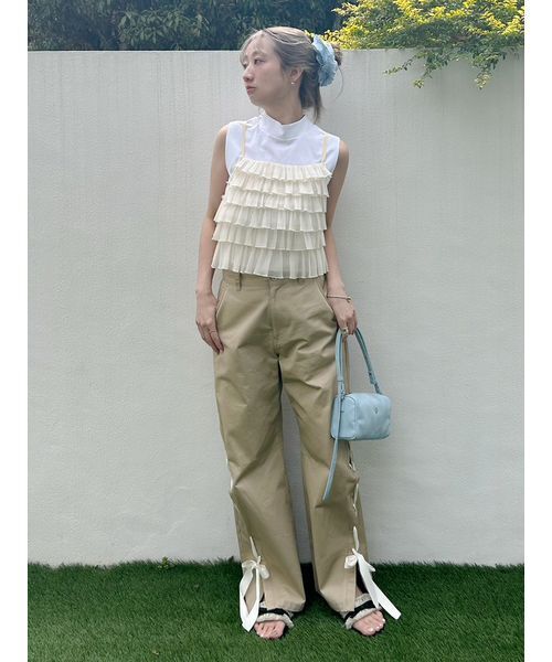 LILY BROWN(リリーブラウン)の「レースアップリボンカーゴパンツ(その他パンツ・レディース・カーキ/ベージュ/ネイビー・0/1)」の15枚目の写真