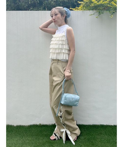 LILY BROWN(リリーブラウン)の「レースアップリボンカーゴパンツ(その他パンツ・レディース・カーキ/ベージュ/ネイビー・0/1)」の16枚目の写真