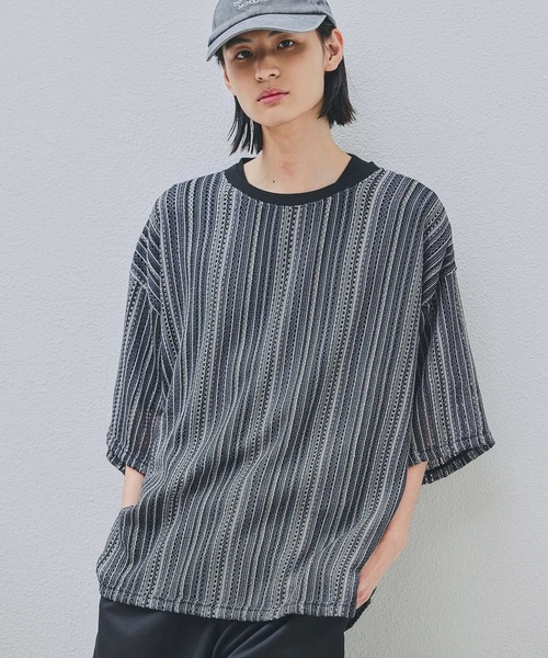 LAKOLE(ラコレ)の「スカシレースアンサンブルTシャツ / 665048(Tシャツ/カットソー・メンズ・ライトグレー/ブラウン/アイボリー/ブラック/グリーン・X-LARGE/LARGE/MEDIUM)」の2枚目の写真