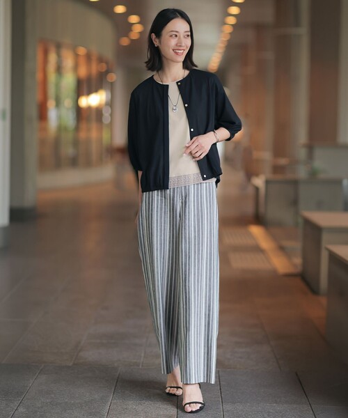J.PRESS(ジェイプレス)の「【WEB限定カラーあり】リネンレーヨン 柄 ワイドパンツ(その他パンツ・レディース・アイボリー系1/ネイビー系3/ベージュ系3/ネイビー系1・T17/T13/T15)」の17枚目の写真