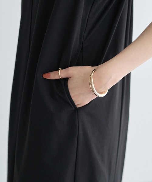 YECCA VECCA(イェッカヴェッカ)の「【2点SET】シアーポロシャツ×キャミワンピース(ワンピース・レディース・ブラック/ブラウン・FREE)」の21枚目の写真