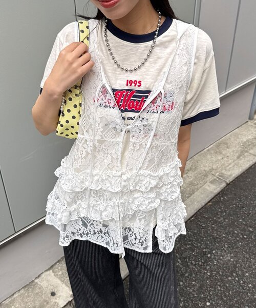 CIAOPANIC（チャオパニック）の「フリフリレースフードベスト（シャツ/ブラウス・レディース・ホワイト/ボルドー/ブラック・ONE SIZE）」の5枚目の写真