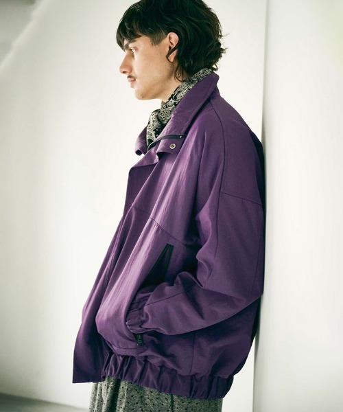Kelen(ケレン)の「mj11581-HENRY STAND COLLAR SKI JACKET ハイネックジャケット(KLM26FJK1133)(ブルゾン・メンズ・パープル/カーキ/ブラック・38/42/40)」の4枚目の写真
