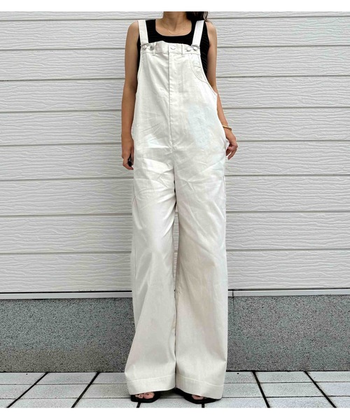 Q(キュー)の「サスペパンツ(サロペット/オーバーオール・レディース・チャコールグレー/ライトベージュ・MEDIUM)」の1枚目の写真