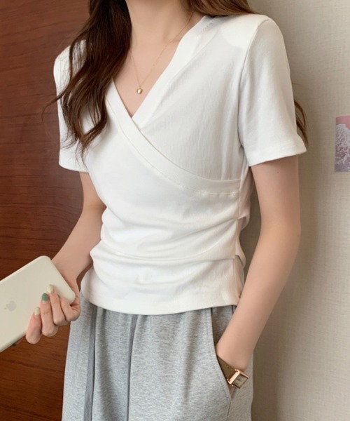 mielu（ミエル）の「クロスデザインリブニット（ニット/セーター・レディース・ホワイト/ブラック・MEDIUM/LARGE）」の2枚目の写真