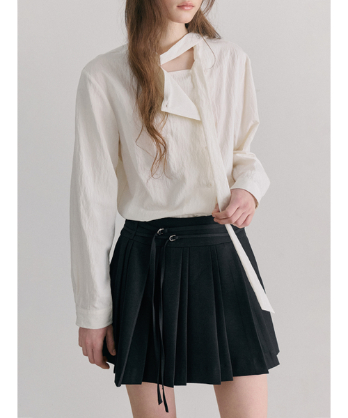 ETMON(エトモン)の「Double Pleats Skirt, Black(スカート・レディース・その他・SMALL/MEDIUM)」の4枚目の写真