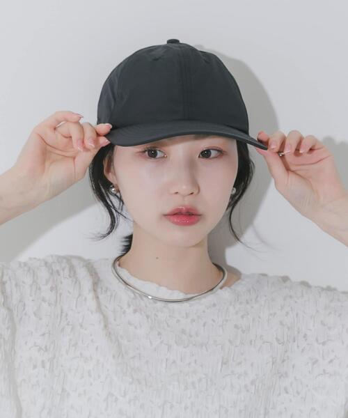 SMELLY（スメリー）の「『撥水/UVカット』ドロストナイロンキャップ（キャップ・レディース・ベージュ/ブラック・-）」の2枚目の写真