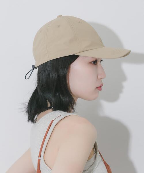 SMELLY（スメリー）の「『撥水/UVカット』ドロストナイロンキャップ（キャップ・レディース・ベージュ/ブラック・-）」の18枚目の写真