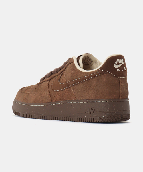 NIKE(ナイキ)の「NIKE WMNS AIR FORCE 1 '07 FQ8901-259(スニーカー・メンズ・ブラウン・28.5cm/25cm/24.5cm/24cm/23.5cm/23cm/28cm/27.5cm/27cm/26.5cm/26cm/25.5cm/29cm)」の3枚目の写真