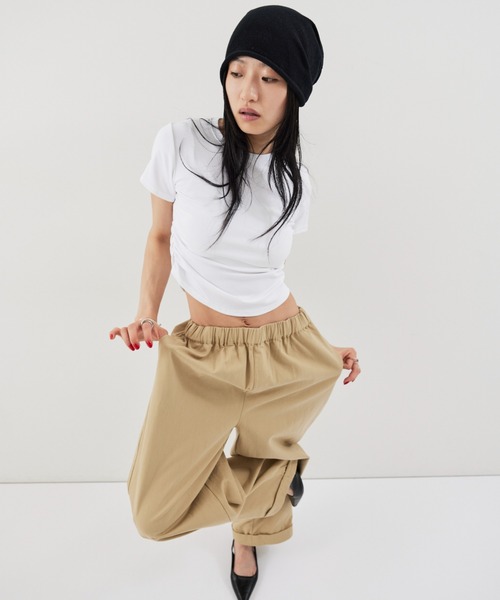 HANNE（アン）の「サイドギャザーコンパクトTEE（Tシャツ/カットソー・レディース・レッド/ホワイト/ブラック/グリーン/ブラウン・FREE）」の9枚目の写真